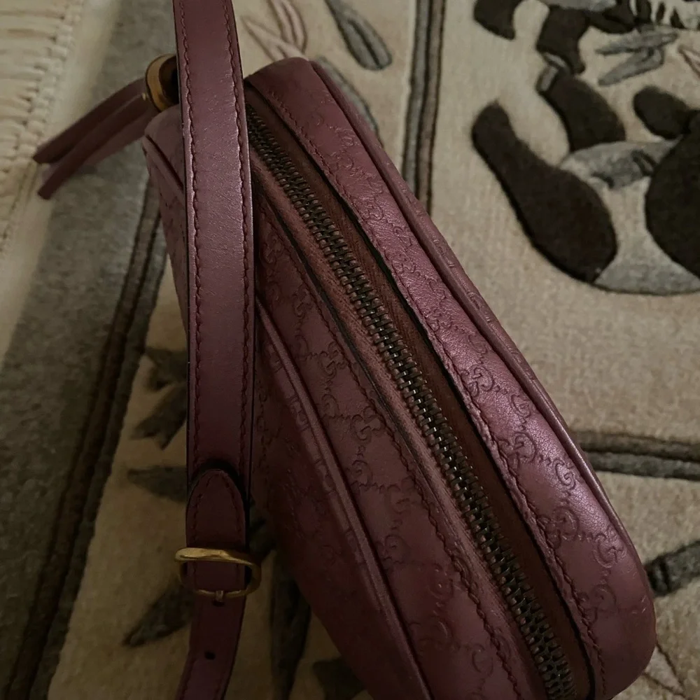 Gucci Crossbody - Picture 6 of 10